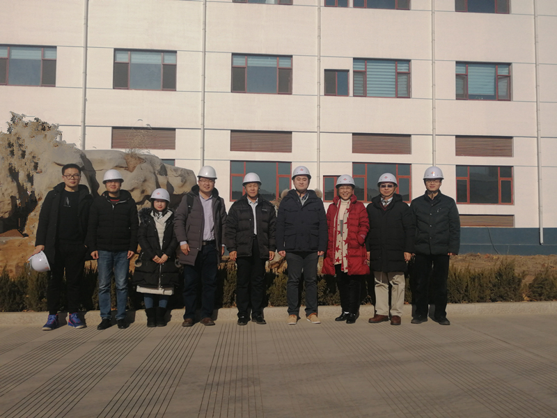 南京大學(xué)藥物開(kāi)發(fā)研究所胡一橋教授團(tuán)隊(duì)考察重山光電，洽談合作事宜