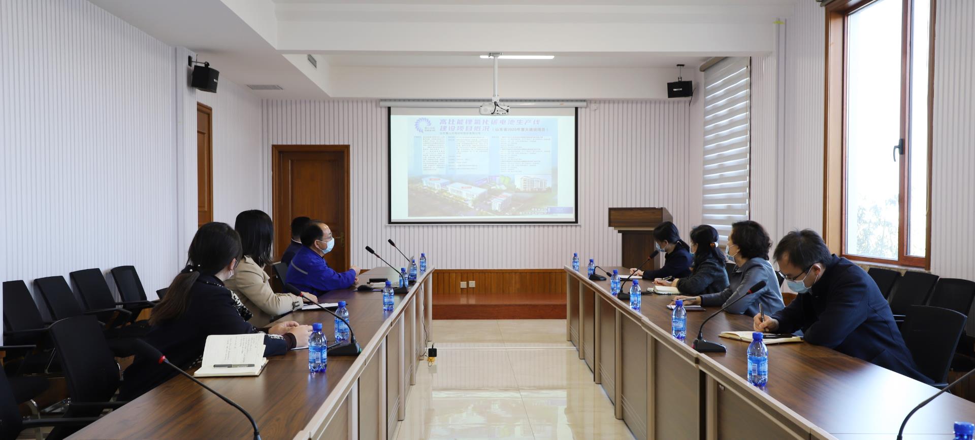 淄川區(qū)副區(qū)長朱梟杰等領(lǐng)導(dǎo)一行調(diào)研考察我公司省重大項(xiàng)目建設(shè)情況