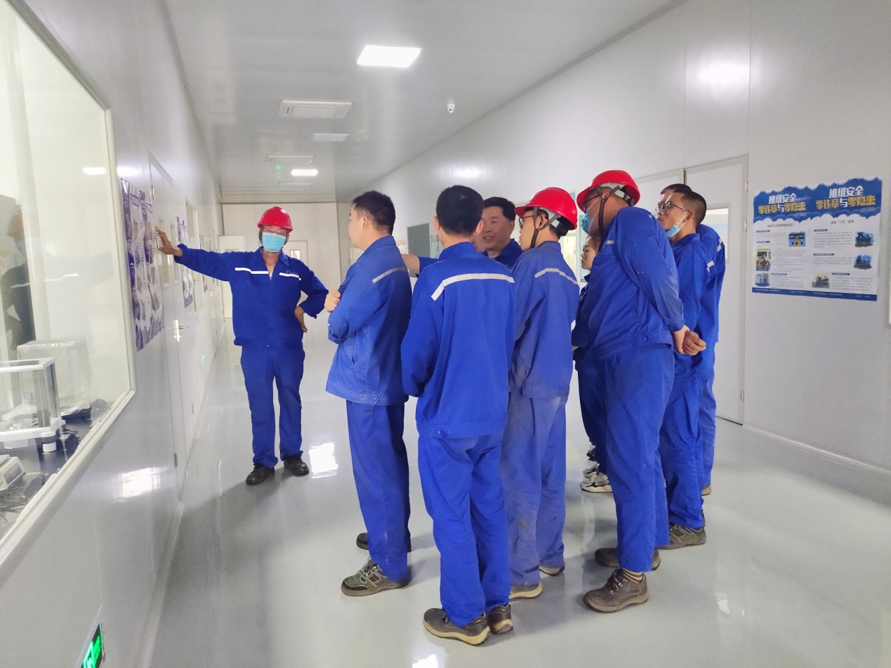 [“安全月”活動(dòng)系列報(bào)道]綜合管理部組織開展安全教育培訓(xùn)95