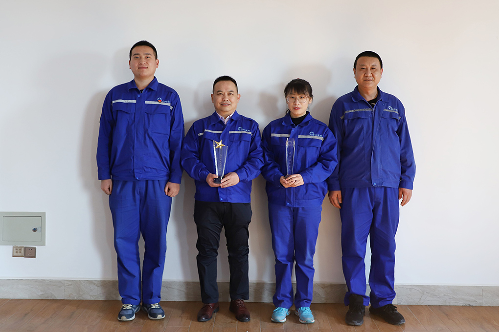 2020知識(shí)產(chǎn)權(quán)先進(jìn)集體代表 功能晶體材料項(xiàng)目部