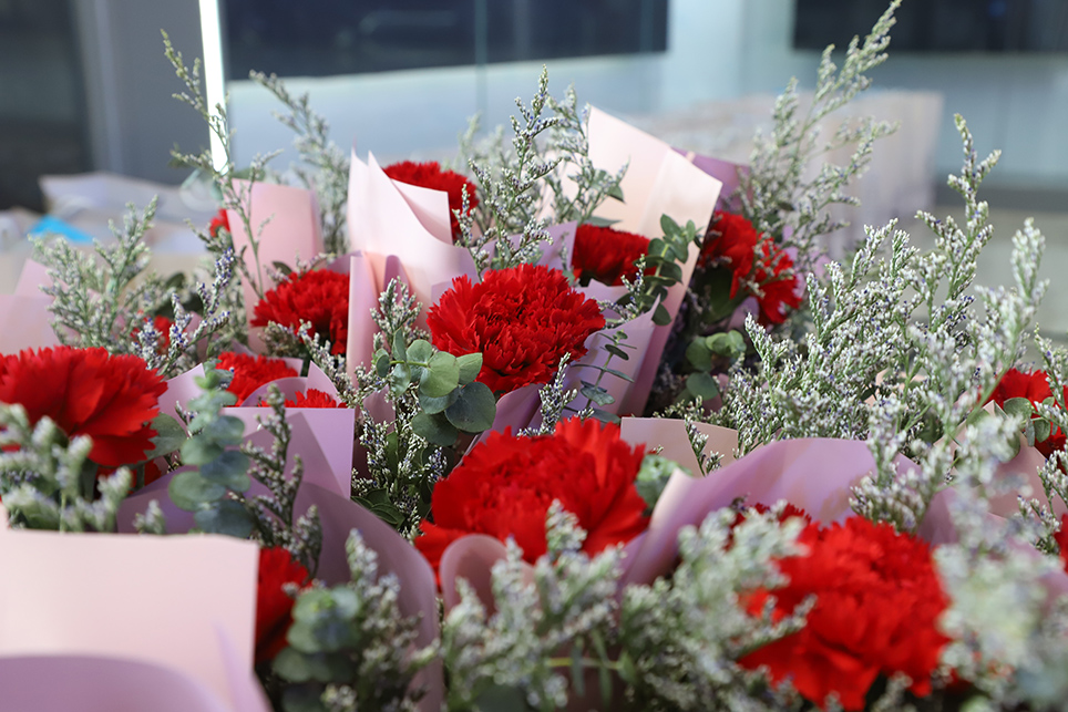 情暖人心，公司向女員工發(fā)放三八節(jié)福利78