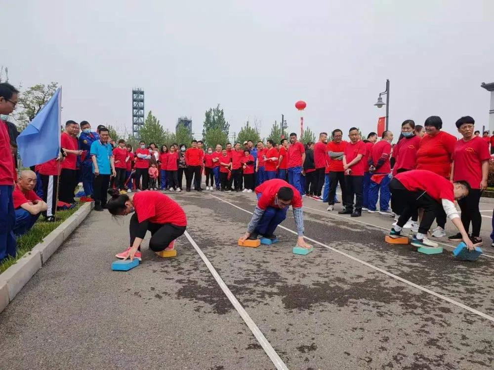 致敬五四精神 傳遞青春力量——集團(tuán)成功舉辦第二十一屆“重山杯”職工運(yùn)動會13