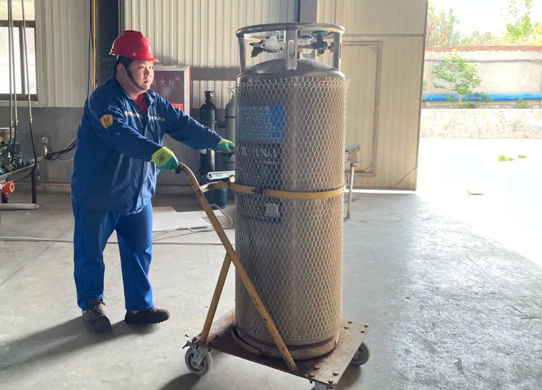 “五一”勞動(dòng)節(jié)丨向每一位堅(jiān)守崗位的他們致敬！