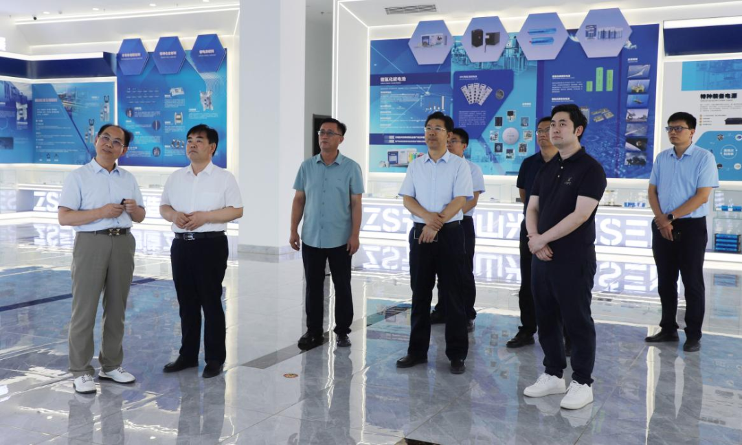 淄博市工業(yè)和信息化局黨組書記、局長張亮云到我公司調(diào)研